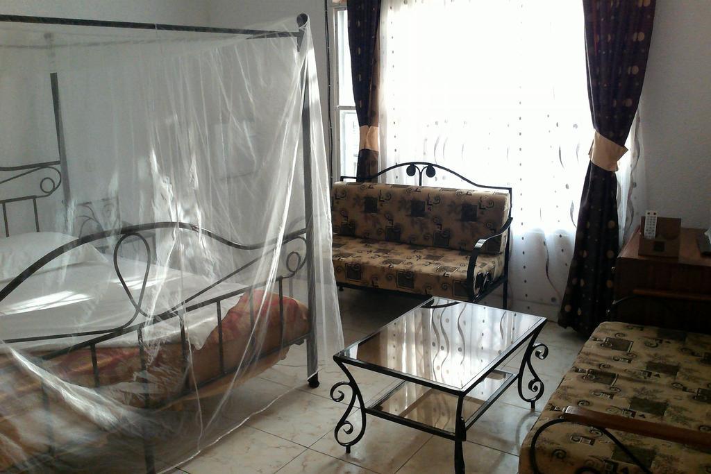 Radius Guest Flats Bed & Breakfast Kigali Room photo