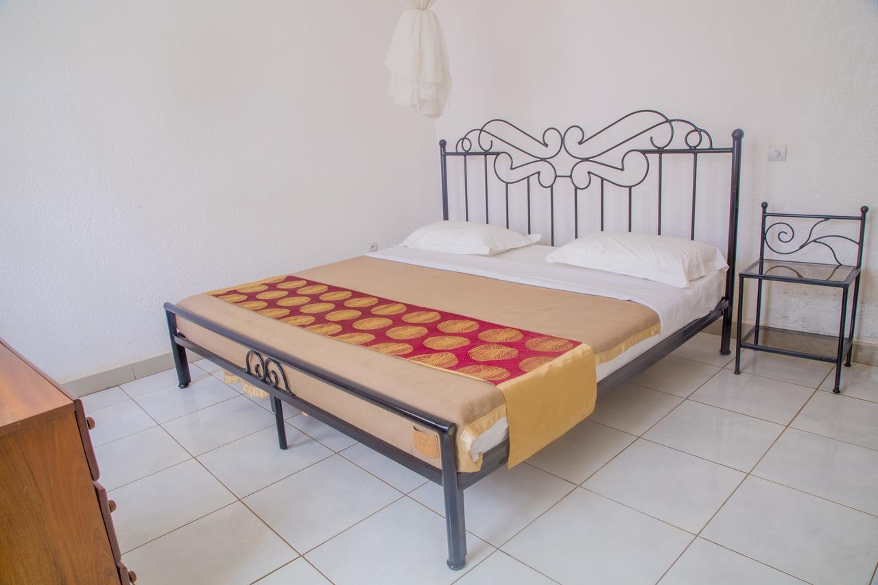 Radius Guest Flats Bed & Breakfast Kigali Exterior photo